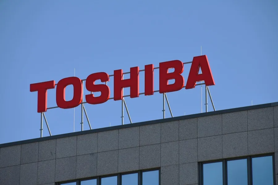 Toshiba全面退出個人電腦市場！曾經的筆電龍頭，為何慘澹謝幕？