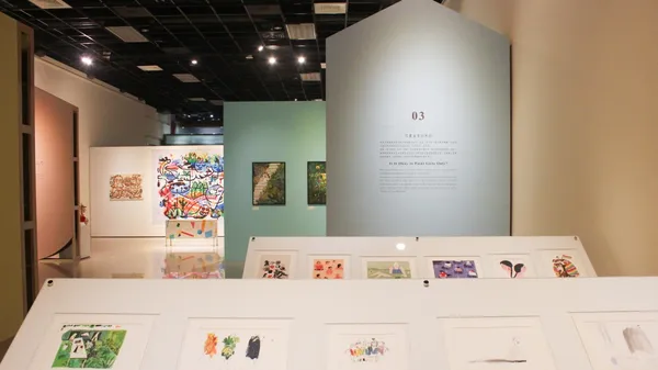 一起挺女孩！集結 8 國 10 位女性藝術家「女孩女孩─國際圖文藝術創作特展」登場