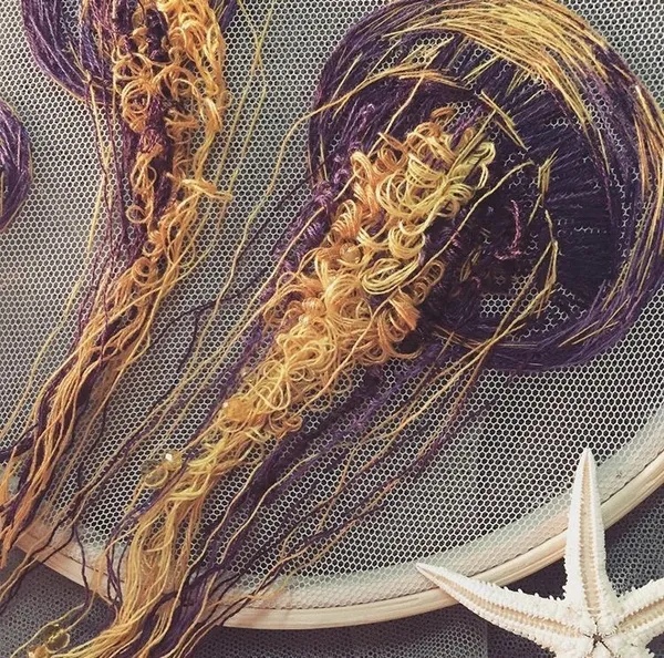 水母刺繡 Yuliya Kucherenko 01.jpg