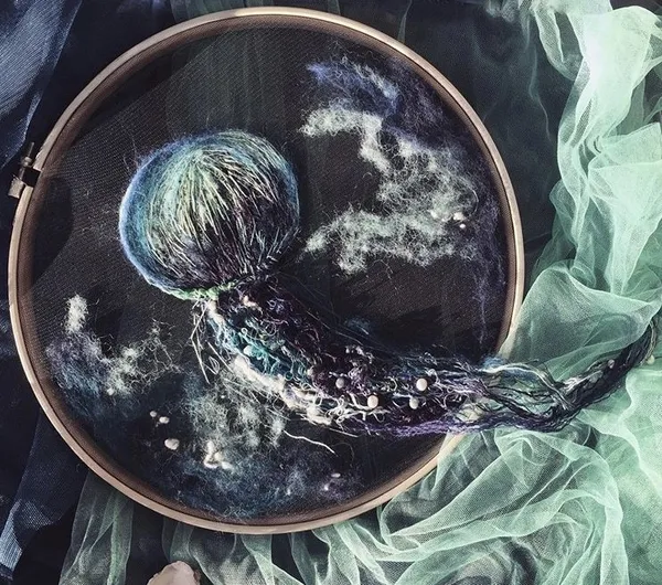 水母刺繡 Yuliya Kucherenko 03.jpg