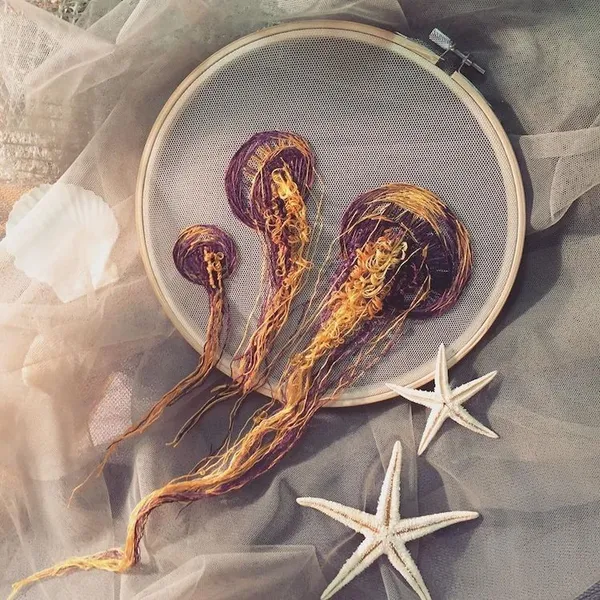 水母刺繡 Yuliya Kucherenko 13.jpg