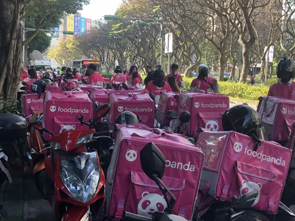 foodpanda外送員遊行