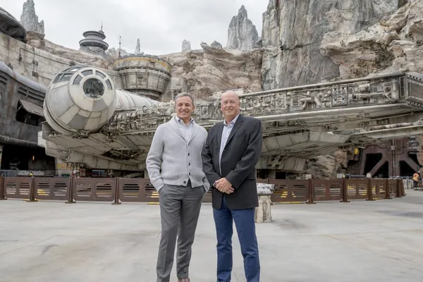 bob iger & bob Chapek