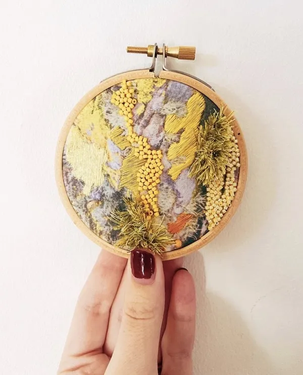 Emily Botelho salt_stitches 刺繡 03.jpg
