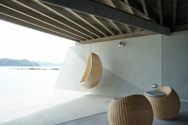 奄美傳泊The Beachfront MIJORA.jpg