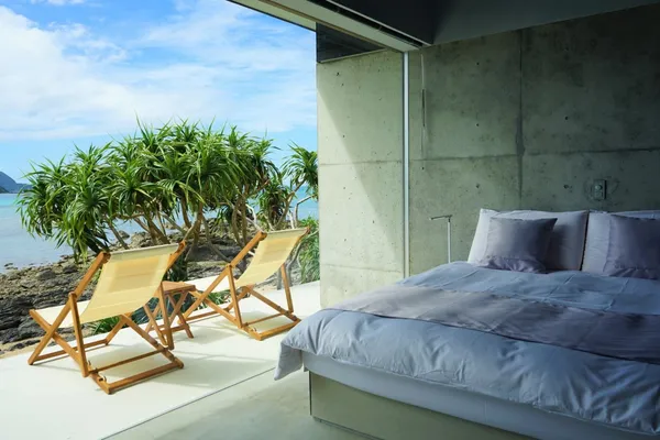 奄美傳泊The Beachfront MIJORA.jpg