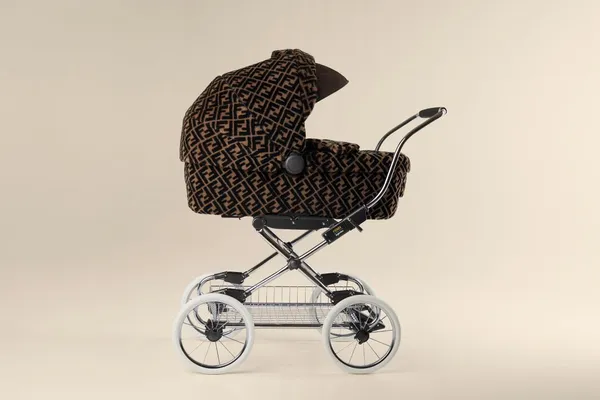 FENDIBB_10_FENDI Baby_SS20.jpg