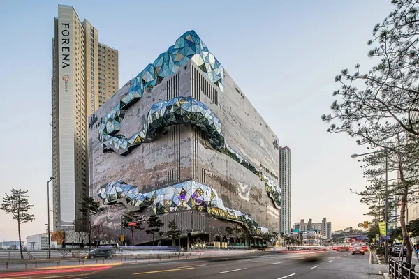 OMA_Galleria_01.jpg