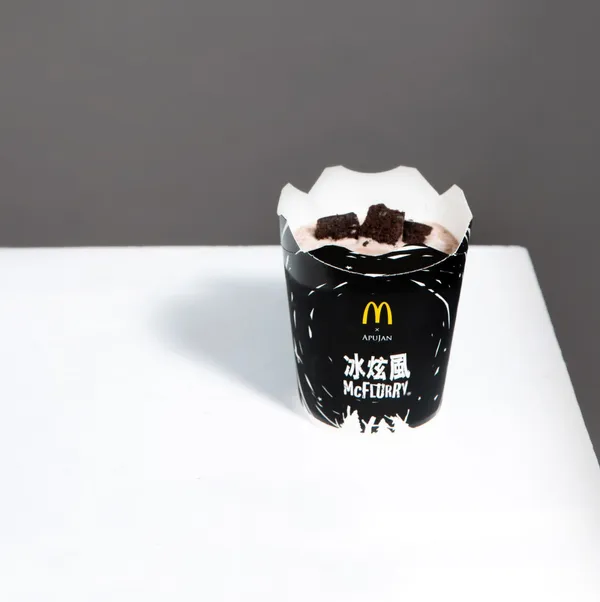 麥當勞 X APUJAN期間限定聯聯名包裝套餐.jpg