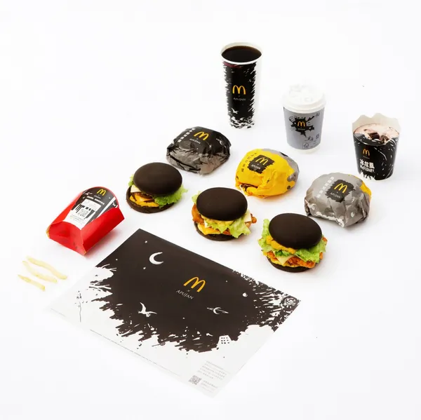 麥當勞 X APUJAN期間限定聯聯名包裝套餐.jpg