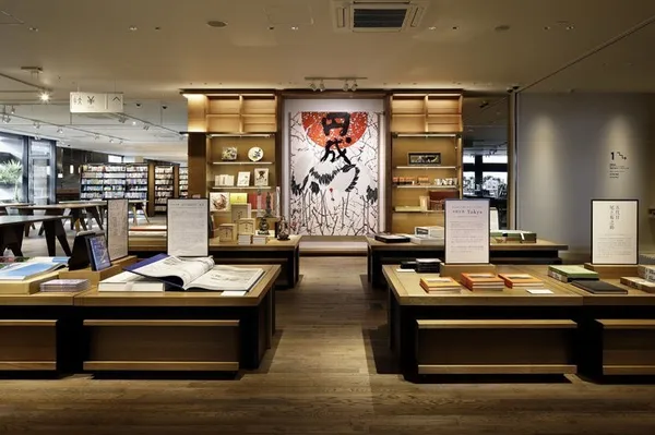奈良蔦屋書店07天平藝廊.jpg