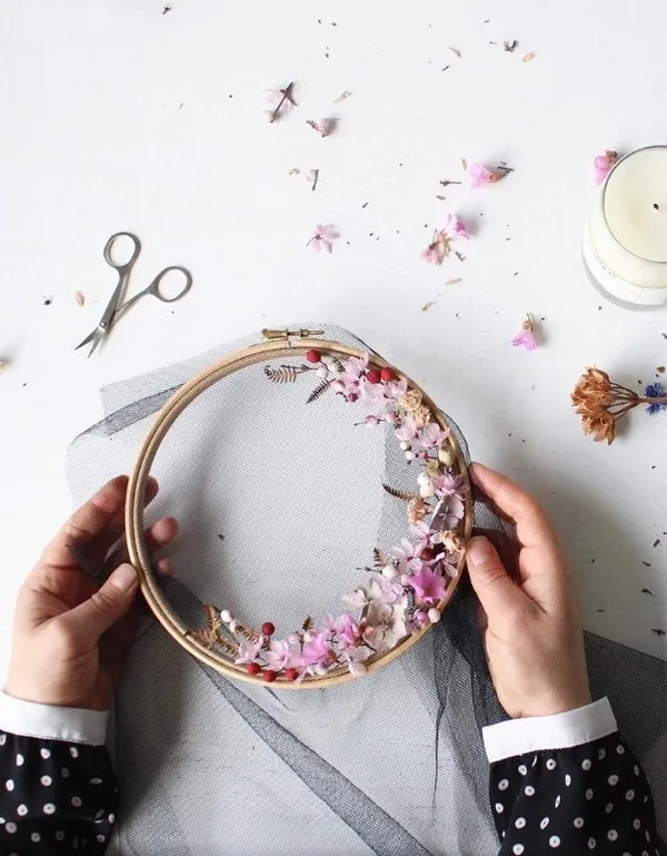 Olga Prinku 乾燥花刺繡 13.jpg