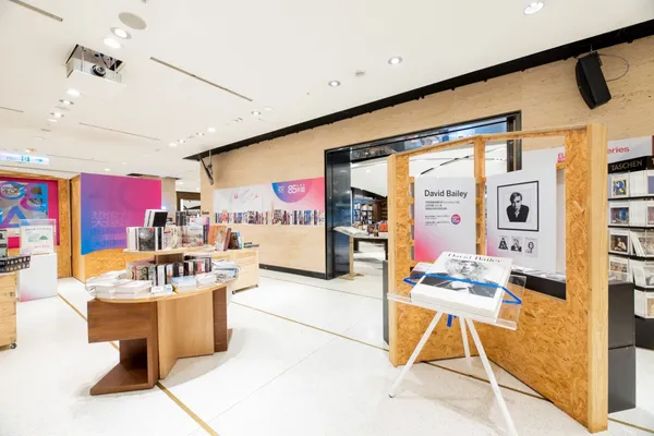 誠品信義店｜即日起至6月14日德國出版社「TASCHEN 40週年特展」，推出塞尚、高更、莫內、梵谷
