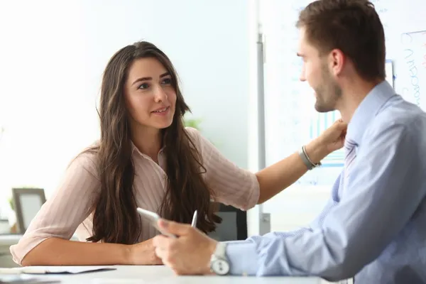 shutterstock_1571224390_guidance_talk.jpg