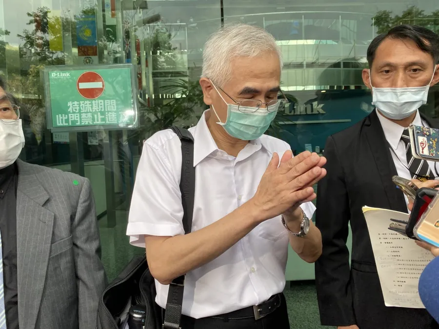 友訊李中旺當選2周董事長，卻進不去總部，獨董罵：「死的鴨子嘴還是硬的！」