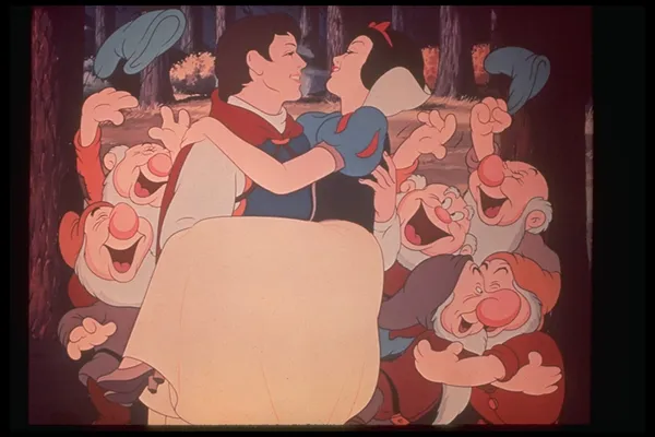 從《白雪公主》（Snow White and the Seven Dwarfs, 1937）到《美女