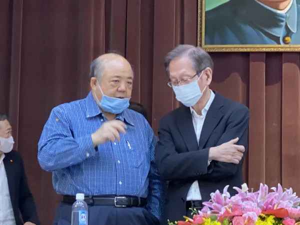 華碩