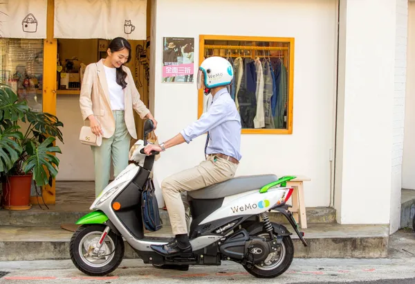 WeMo Scooter 提供的共享電動機車服務，營運範圍目前涵蓋台北、新北與高雄市，用戶除一般通勤