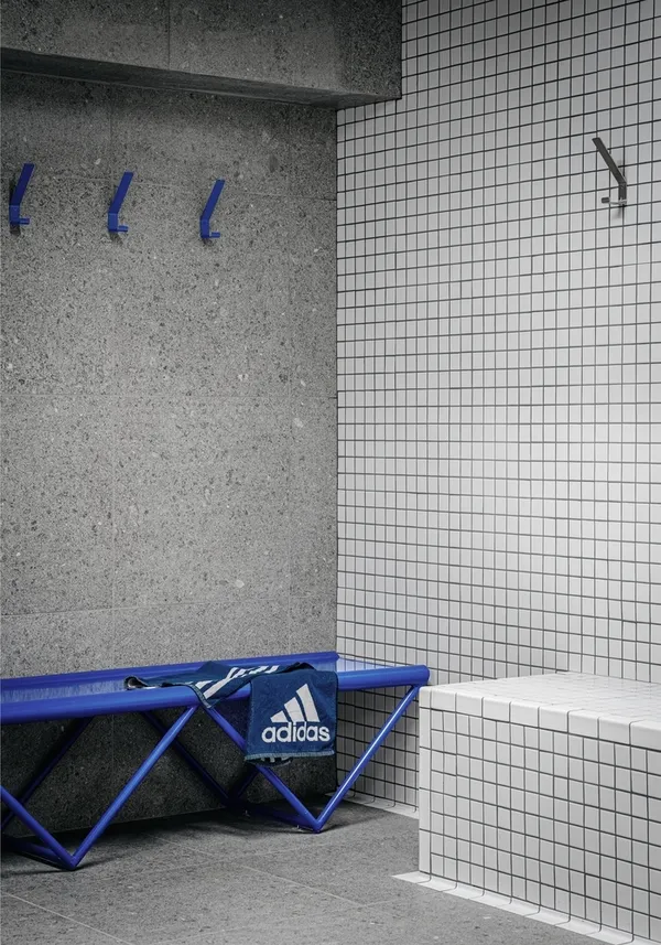 AdidasＸINSEP