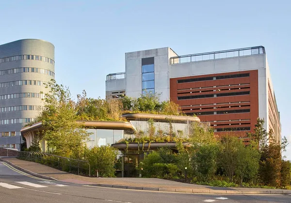 Maggies Leeds Center_Heatherwick Studio 02.jpg