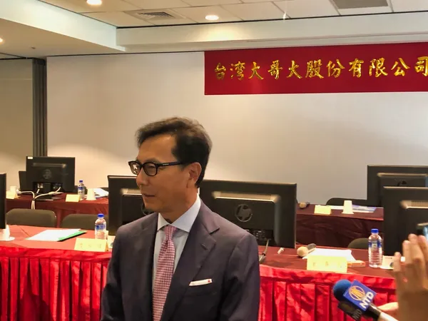 台灣大哥大董事長蔡明忠