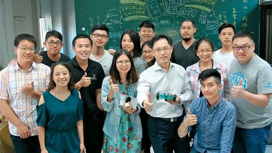 美術補習班老師的創業路：璞學智慧以分齡STEAM課程，解決老師現場教學需求
