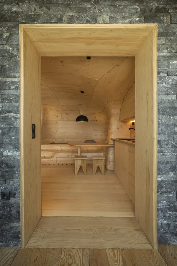 Wooden Crave