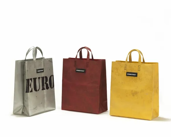 U.I.J X FREITAG