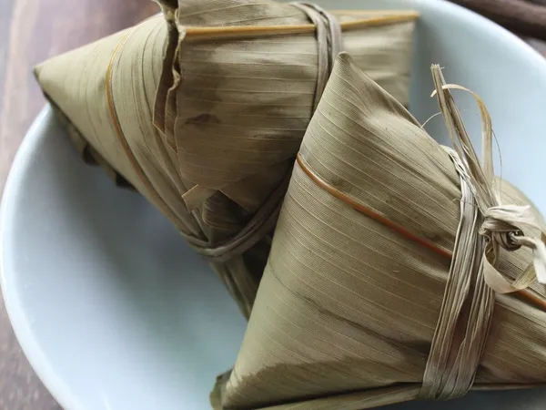 2026 端午節連假來了！如果放假期間還是得工作，加班費怎麼算？