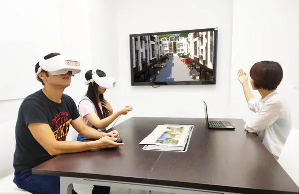 VIVE中控系統－ 多人同步VR體驗 （房產應用） HTC VIVE互動廣告實驗室