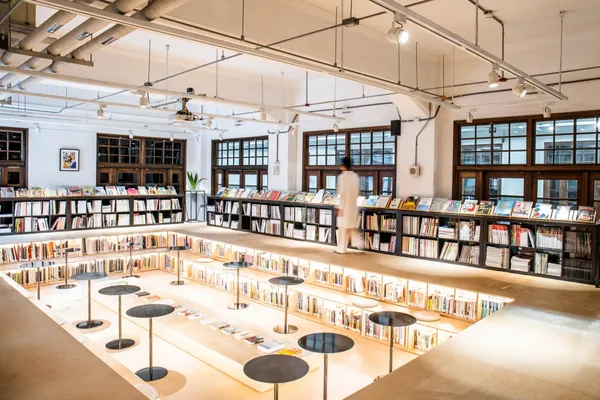 松菸古蹟澡堂變身「不只是圖書館」！ 新鮮書澡堂、神秘小花園，還有2020年度新票券亮相