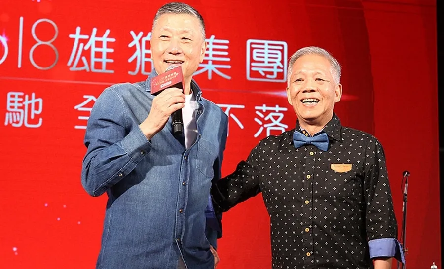 曾助「零資訊化」雄獅轉型！總座自請退休，王文傑發千字文感念一路並肩作戰