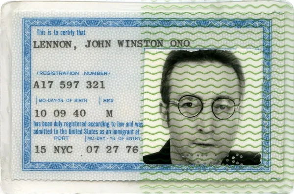 DOUBLE FANTASY - John & Yoko.jpg