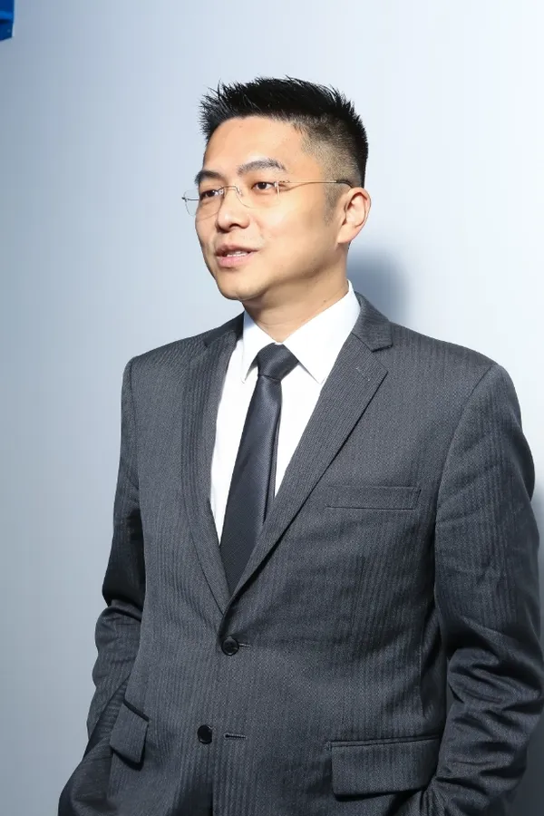 簡士評 MAYO創辦人