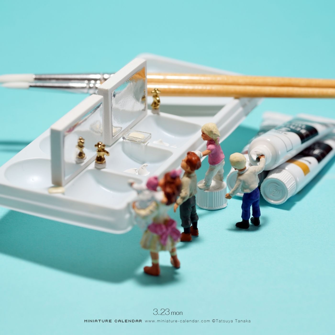 日本微型創作達人田中達也新作：防疫口罩變身夏日泳池、溫度計化身觔斗