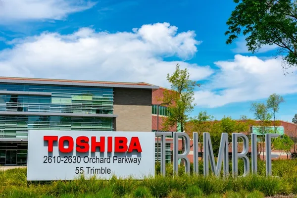 僅限編輯使用_shutterstock_1343338976_toshiba.jpg