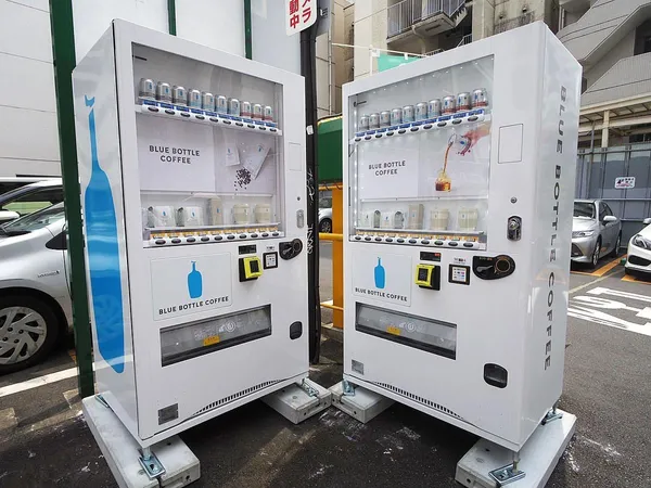 Blue Bottle 藍瓶 自動販賣機 06 @nakatateguten twitter.jpg