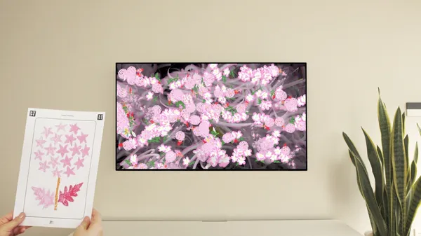 圖2《Flowers Bombing Home》於電視放映(圖片提供teamLab).jpg