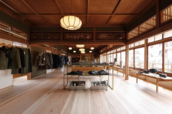 Snow Peak LAND STATION ARASHIYAMA