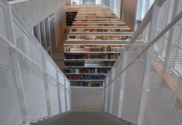 妹島和世 日本女子大學 圖書館 02.jpg