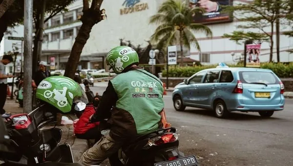 Gojek_ride_hailing.jpeg