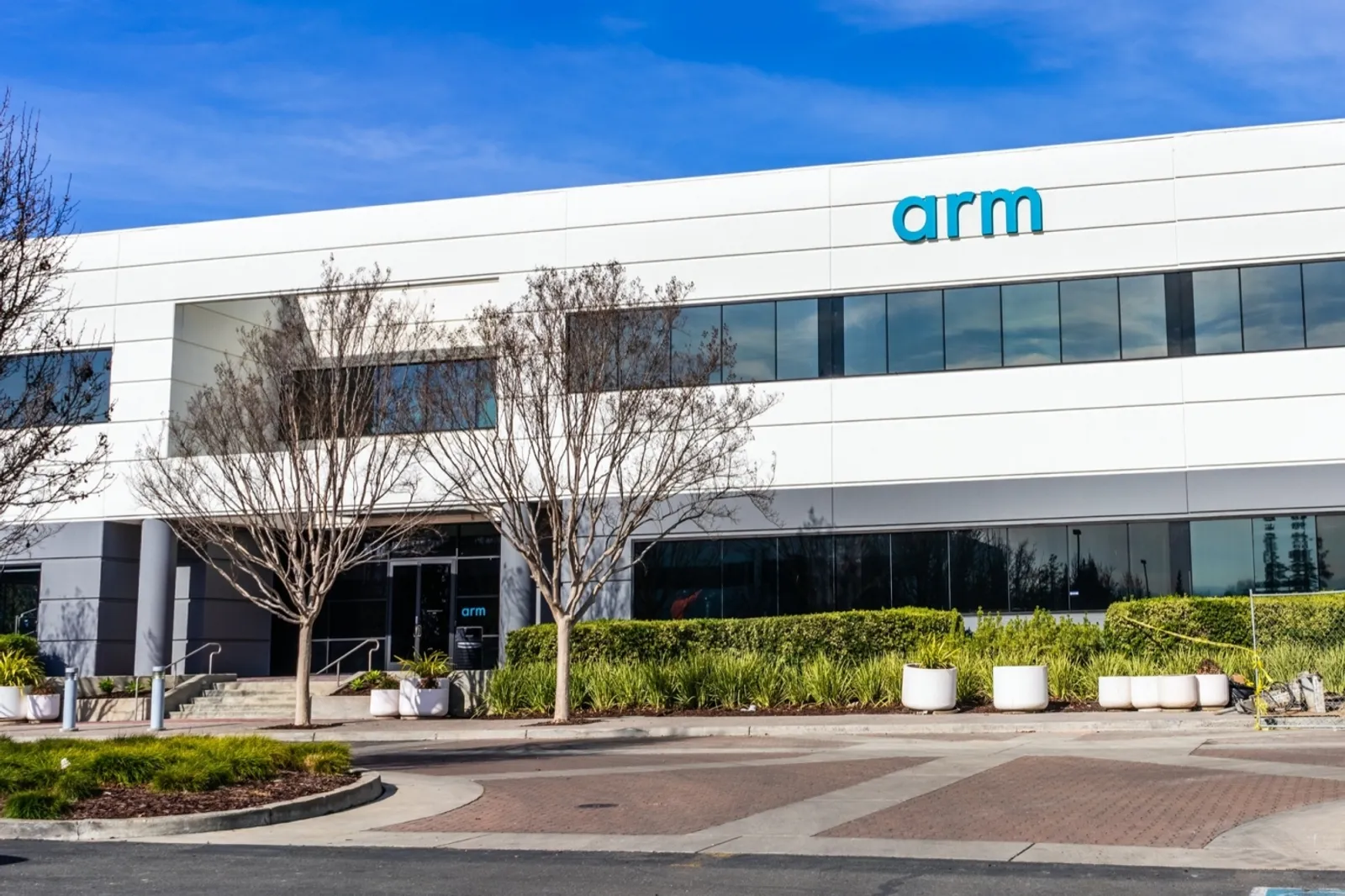 從穀倉誕生的 ARM，為何能吸引 Nvidia 砸 400 億美元收購？