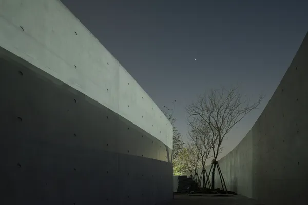 安藤忠雄 和美術館 06.jpg