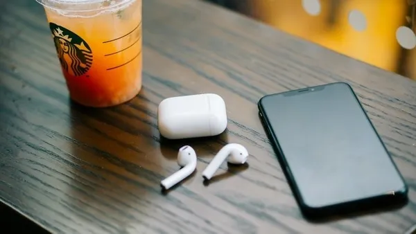 AirPods