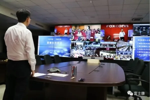 劉揚偉FOX1.jpg