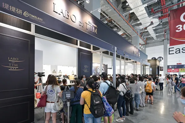 提提研「Labo De TTM」主題展區吸引大批排隊人潮.jpg