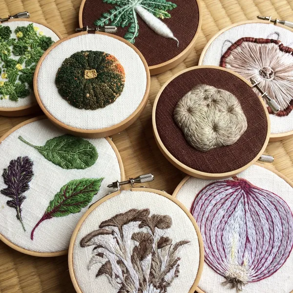 Konekono Kitsune 16 蔬菜刺繡.JPG
