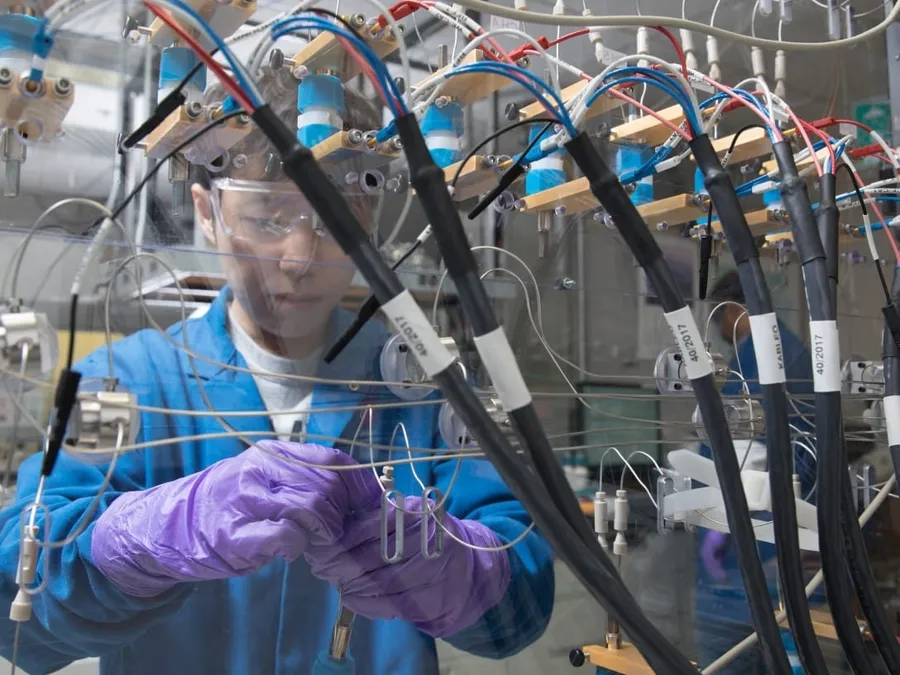 IBM科技預測報告「5 in 5」出爐！藍色巨人要用AI與量子技術做些什麼？