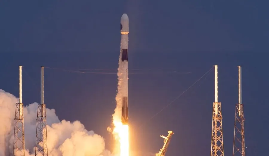 SpaceX天龍號發射成功！送4位太空人上國際太空站，將成NASA主要供應商？
