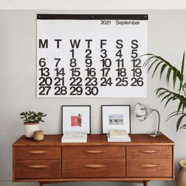Stendig Calendar  Massimo Vignelli MoMA 01.jpg